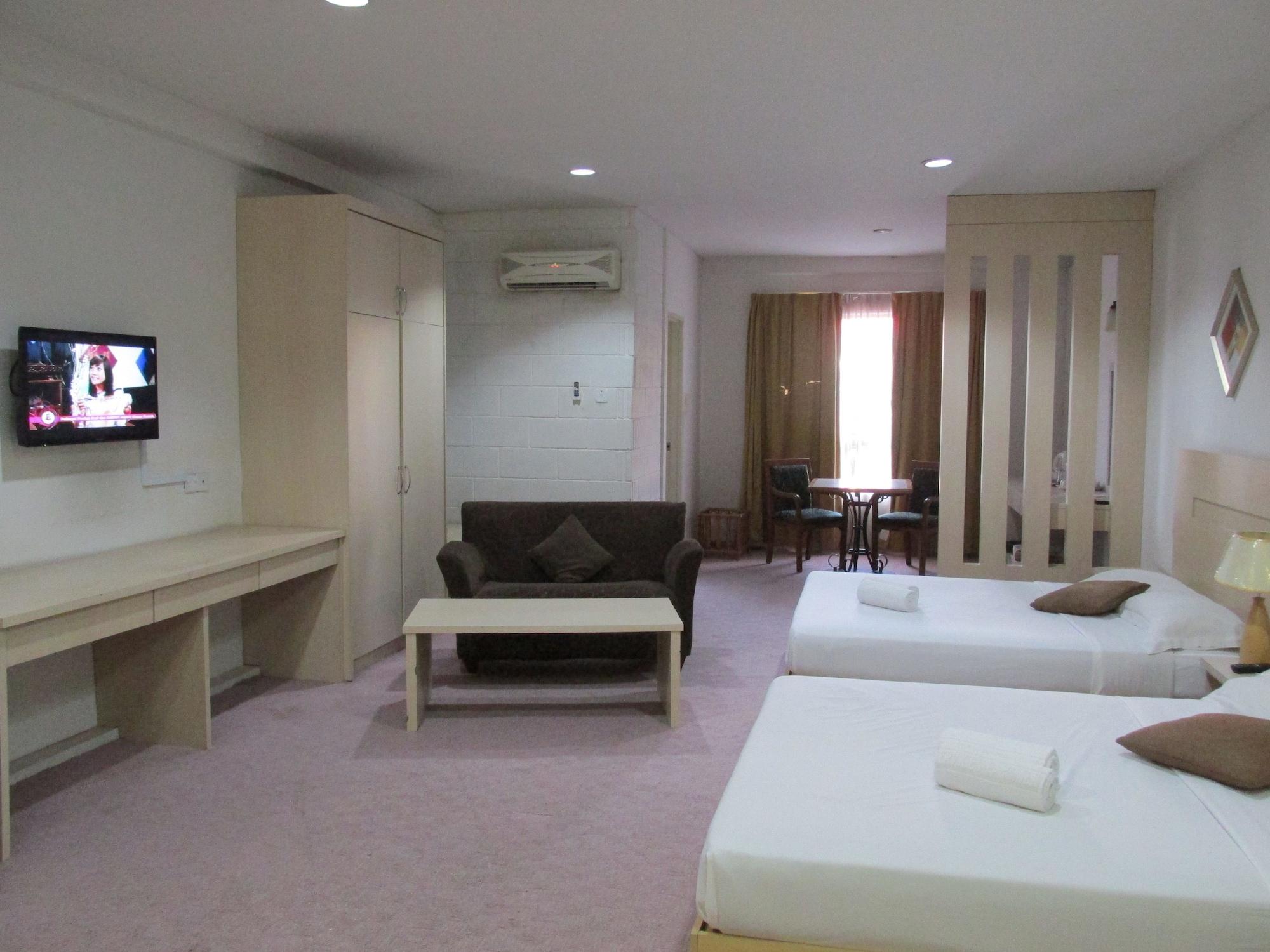 Promenade Service Apartment Kota Kinabalu Exterior photo