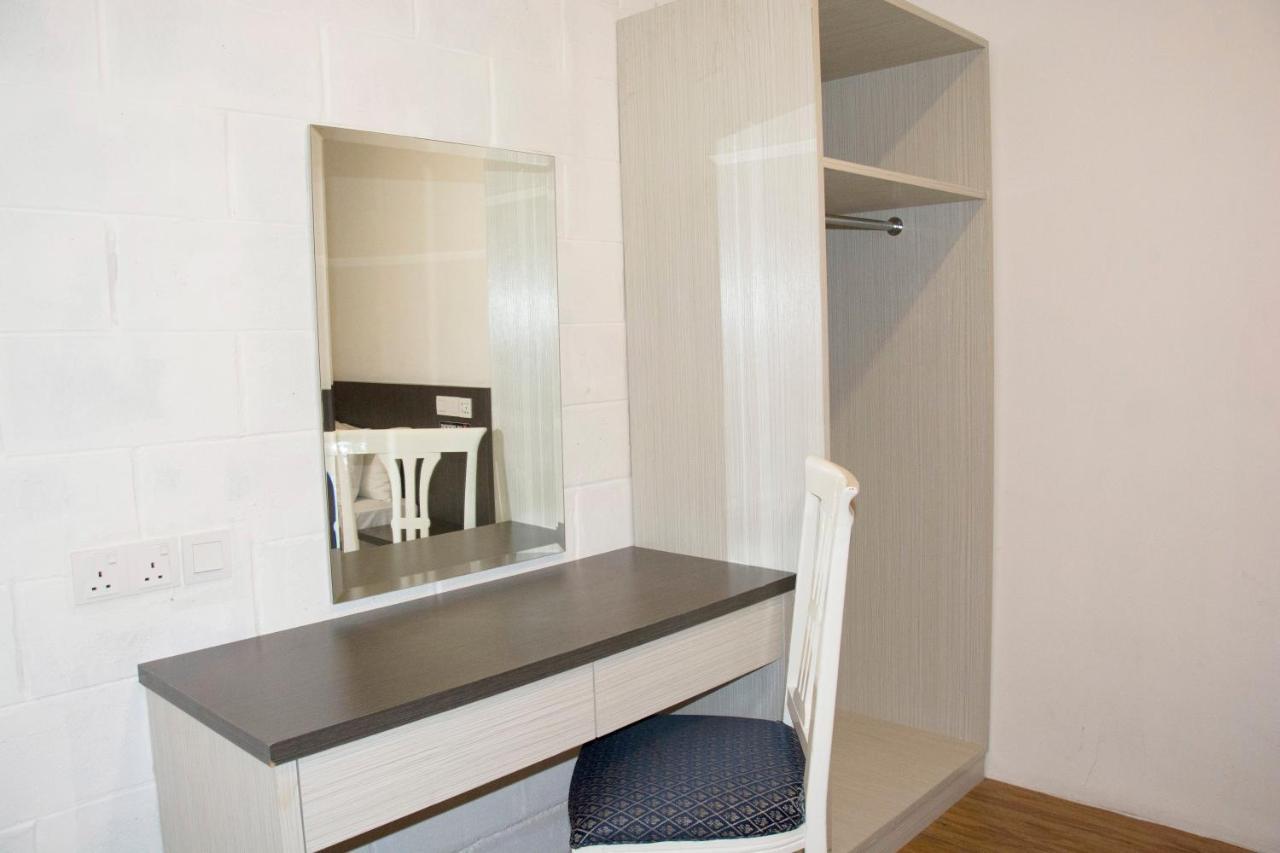 Promenade Service Apartment Kota Kinabalu Exterior photo